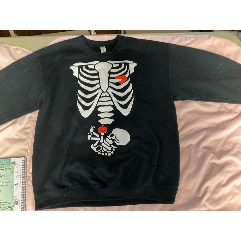 maternity Halloween crewneck